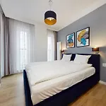 Golden Sokolska 30 Towers - Great Location&59 Apartment *