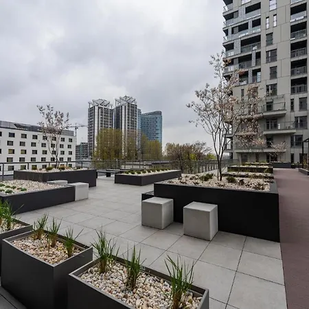 Golden Sokolska 30 Towers - Great Location&59 Apartment *