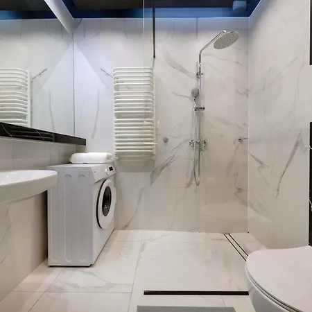 Golden Sokolska 30 Towers - Great Location&59 Apartment