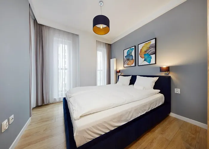 Golden Sokolska 30 Towers - Great Location&59 شقة *