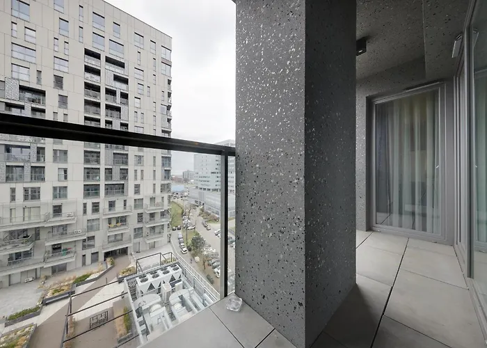 شقة Golden Sokolska 30 Towers - Great Location&59 كاتوفيتسه